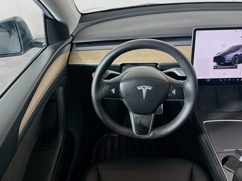 Used 2025 Tesla Model Y Performance AWD/4WD image 17