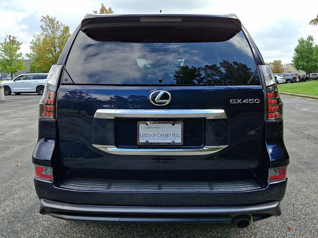 Certified 2023 Lexus GX 460 Luxury w/ Sport Design Package AWD/4WD image 5