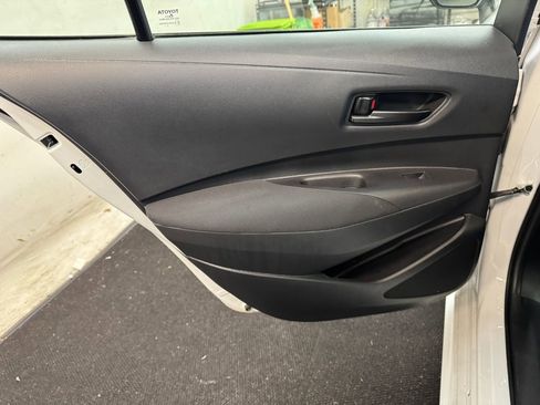 Used 2024 Toyota Corolla LE FWD image 15