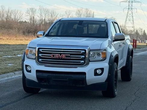 Used 2018 GMC Canyon SLT w/ Trailering Package AWD/4WD image 4