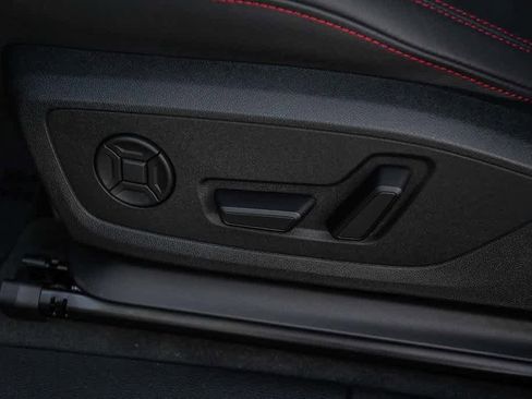 New 2025 Audi Q3 2.0T Premium Plus image 24