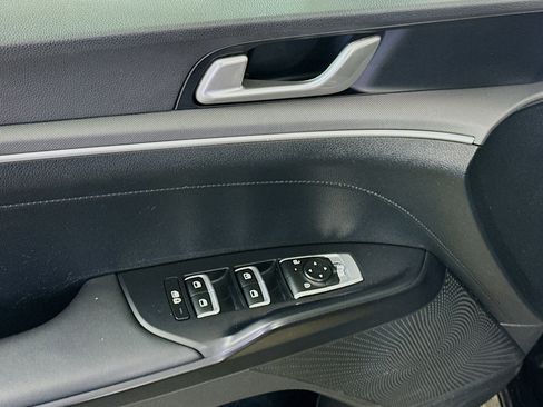 Used 2025 Kia K5 LXS image 15