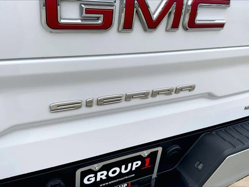 Used 2023 GMC Sierra 1500 SLT image 19