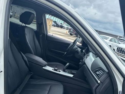 Used 2012 BMW 328i Sedan image 10