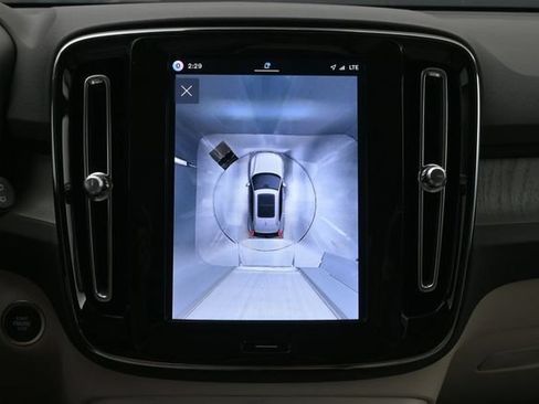 New 2026 Volvo XC40 B5 Plus w/ Protection Package Premier AWD/4WD image 20