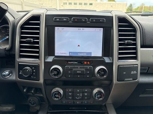 Used 2020 Ford F250 4x4 Crew Cab Super Duty image 5