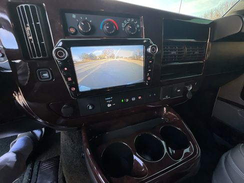 Used 2022 Chevrolet Express 2500 Extended w/ Enhanced Convenience Package image 55