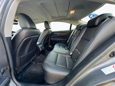 Used 2013 Lexus ES 350 FWD image 10