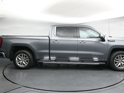 Used 2019 GMC Sierra 1500 SLT w/ SLT Premium Package AWD/4WD image 9