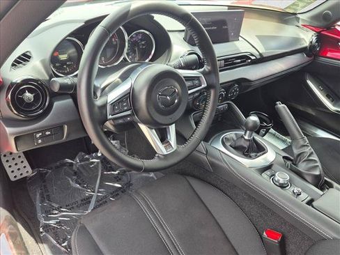 Used 2026 MAZDA MX-5 Miata Club w/ Interior Package RWD image 10