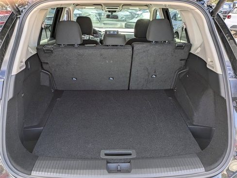 Used 2025 Nissan Rogue SV image 13