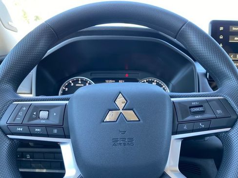 New 2026 Mitsubishi Outlander ES AWD/4WD image 15