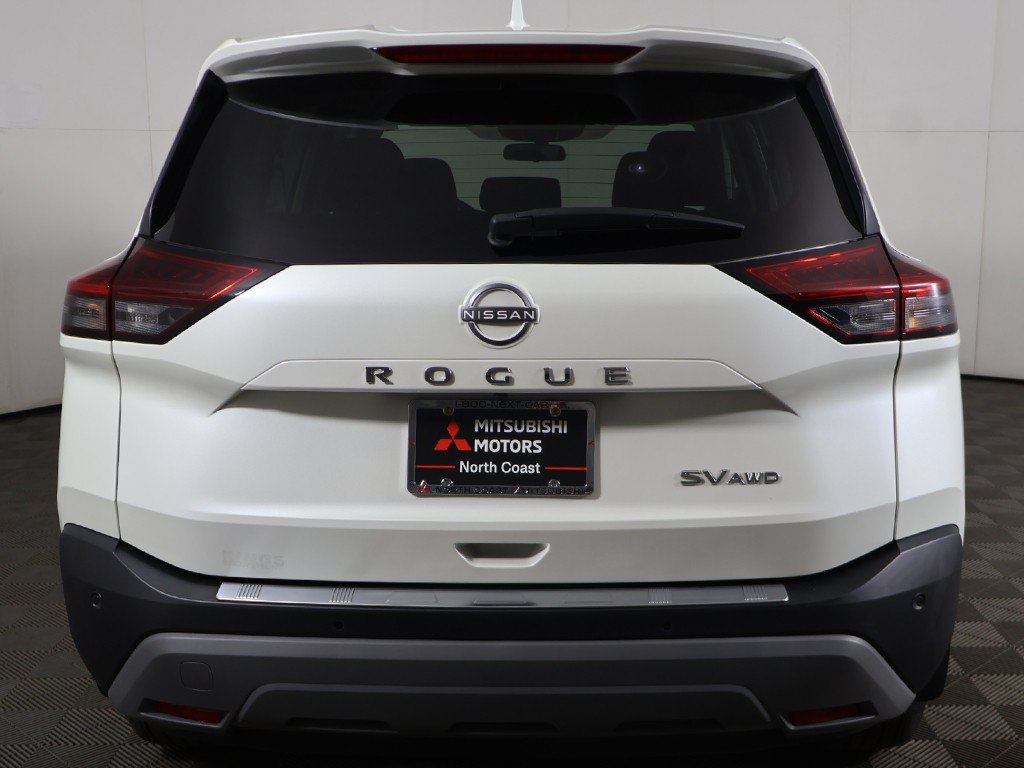 Used 2023 Nissan Rogue SV AWD/4WD image 10