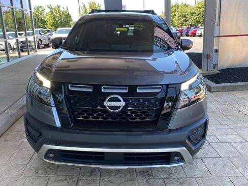 Used 2024 Nissan Pathfinder Rock Creek AWD/4WD image 2