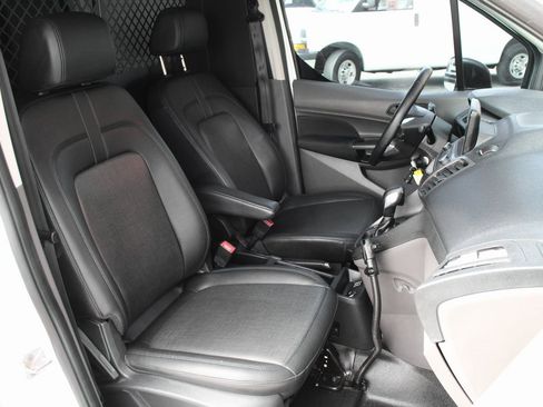 Used 2020 Ford Transit Connect XL image 32