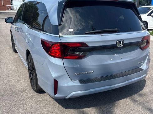 Used 2025 Honda Odyssey Sport-L image 19