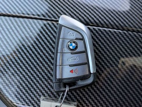 Used 2018 BMW 530i image 29