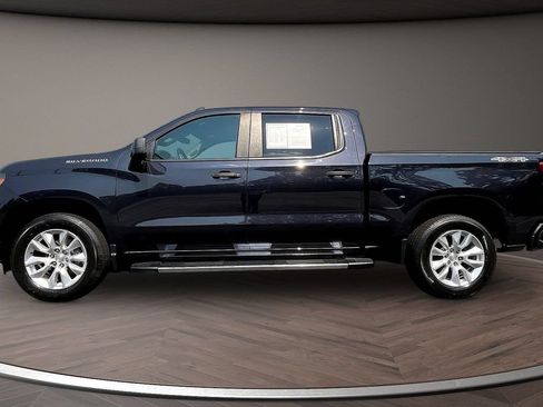 Used 2022 Chevrolet Silverado 1500 Custom AWD/4WD image 7