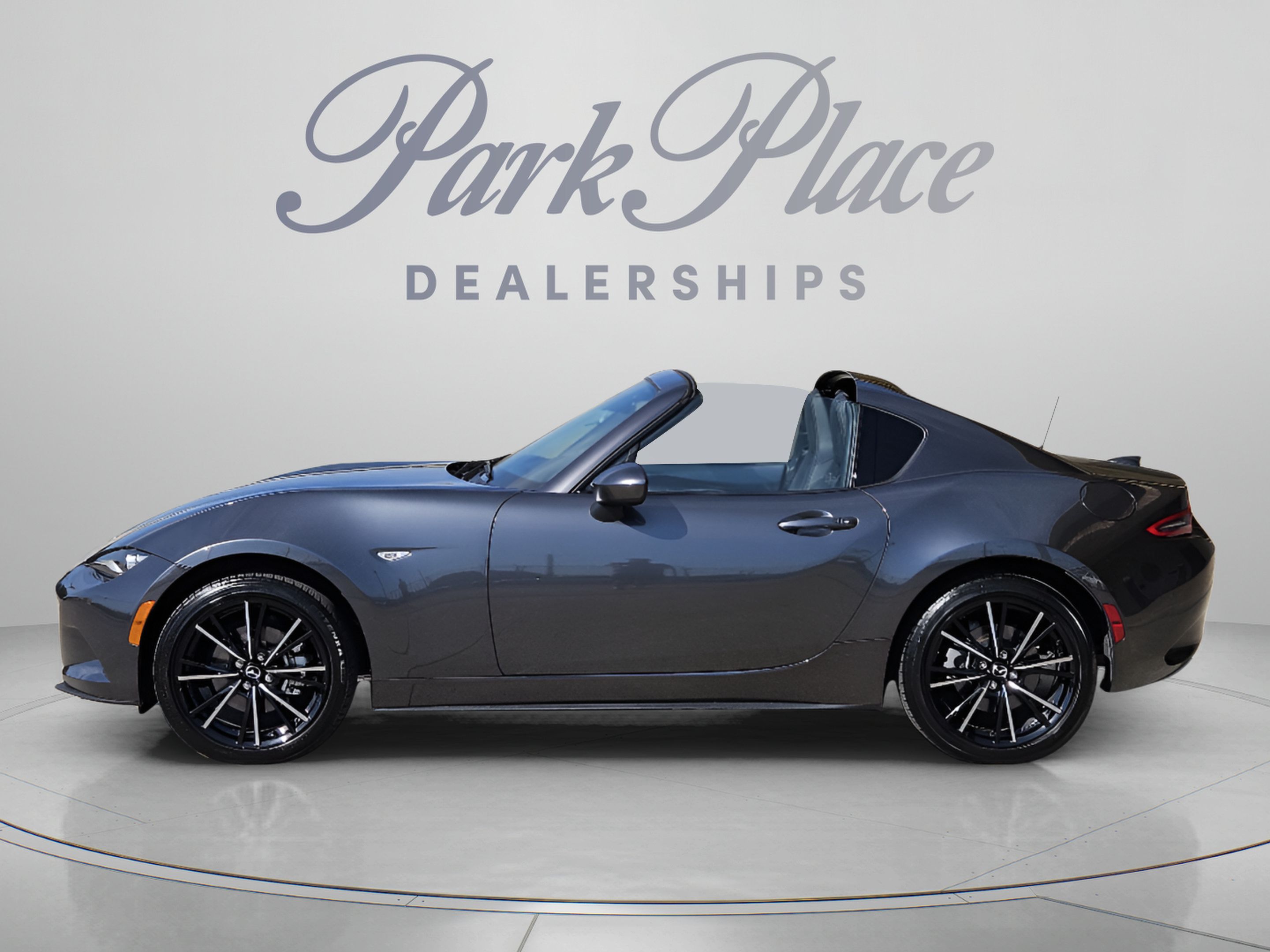 Used 2024 MAZDA MX-5 Miata RF Grand Touring RWD image 2