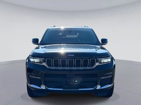 Used 2024 Jeep Grand Cherokee L Limited w/ Luxury Tech Group II image 9