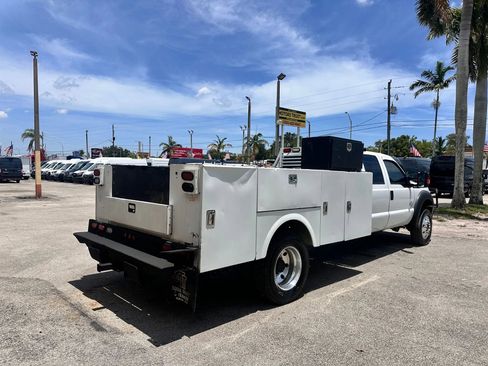 Used 2015 Ford F550 4x4 Crew Cab Super Duty image 5