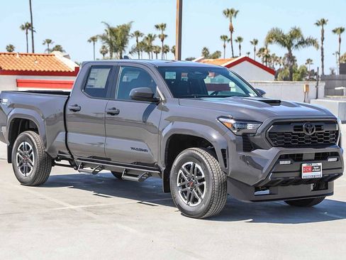 New 2026 Toyota Tacoma 4x4 Double Cab image 4
