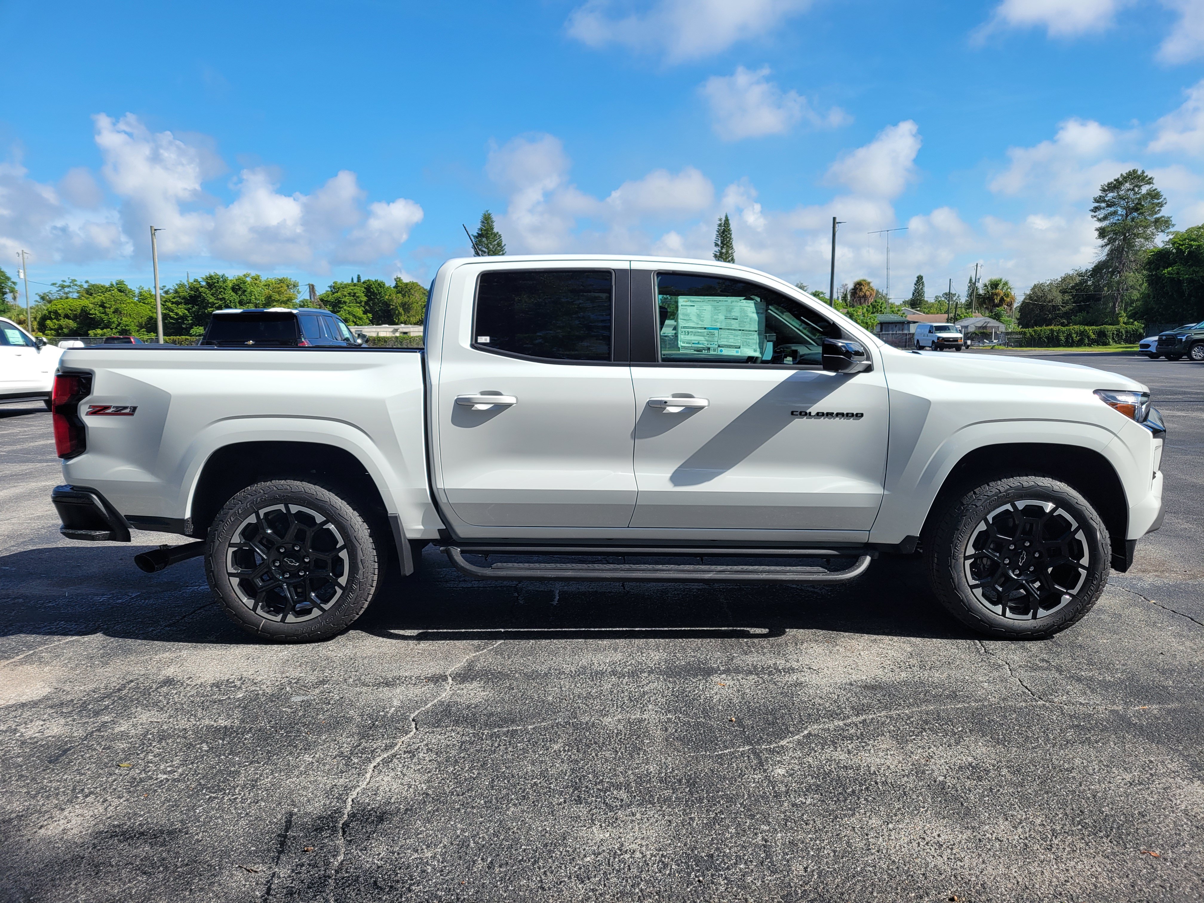New 2026 Chevrolet Colorado Z71 w/ Technology Package AWD/4WD image 4