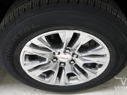 New 2026 GMC Yukon XL Denali w/ Sun & Power Step Package AWD/4WD image 31
