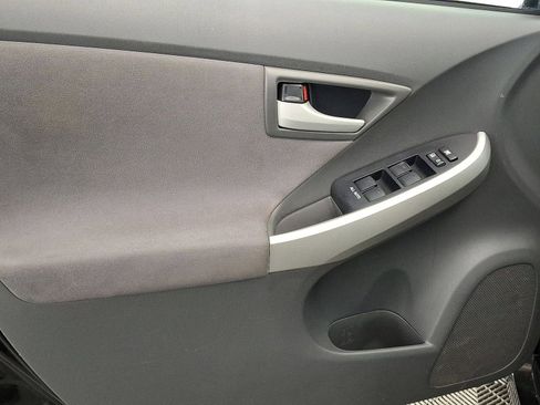 Used 2010 Toyota Prius Two image 10