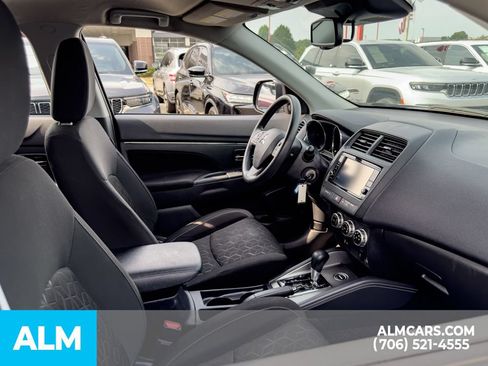 Used 2024 Mitsubishi Outlander Sport ES AWD/4WD image 16