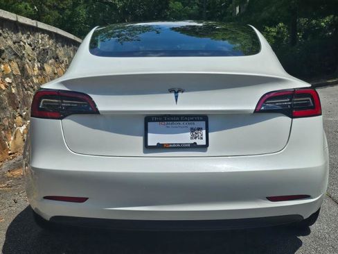 Used 2023 Tesla Model 3 Standard Range RWD image 8