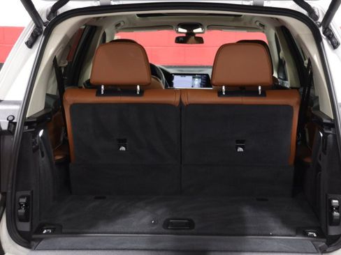 Used 2019 BMW X7 xDrive40i w/ Premium Package AWD/4WD image 33