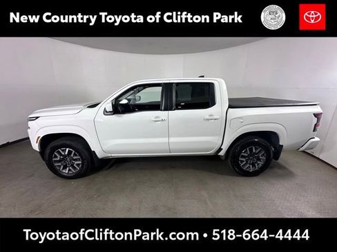 Used 2024 Nissan Frontier SL w/ Technology Package AWD/4WD image 6