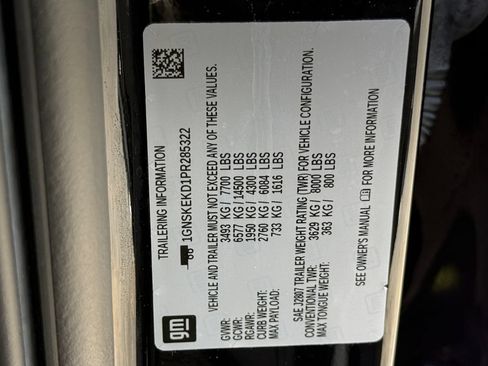 Used 2023 Chevrolet Suburban RST w/ Luxury Package AWD/4WD image 29