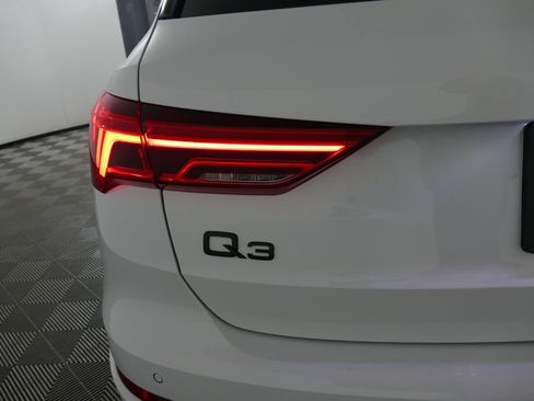 Used 2023 Audi Q3 2.0T Premium Plus w/ Premium Plus Package AWD/4WD image 30