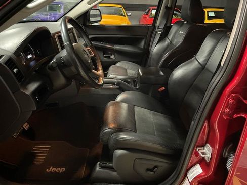 Used 2010 Jeep Grand Cherokee SRT8 w/ SRT Option Group I image 23