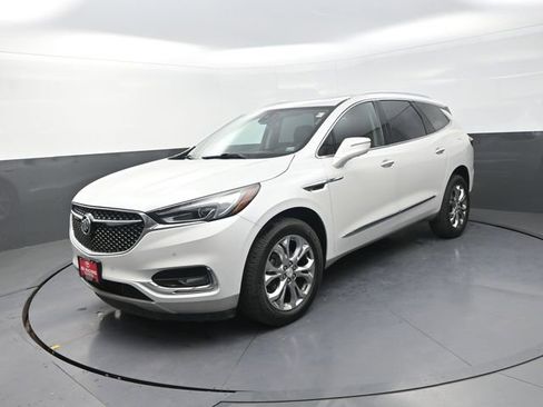 Used 2018 Buick Enclave Avenir w/ Avenir Technology Package image 26