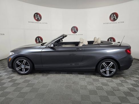 Used 2017 BMW 230i xDrive Convertible image 11