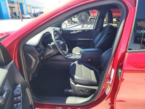 Used 2025 Ford Escape ST-Line AWD/4WD image 18
