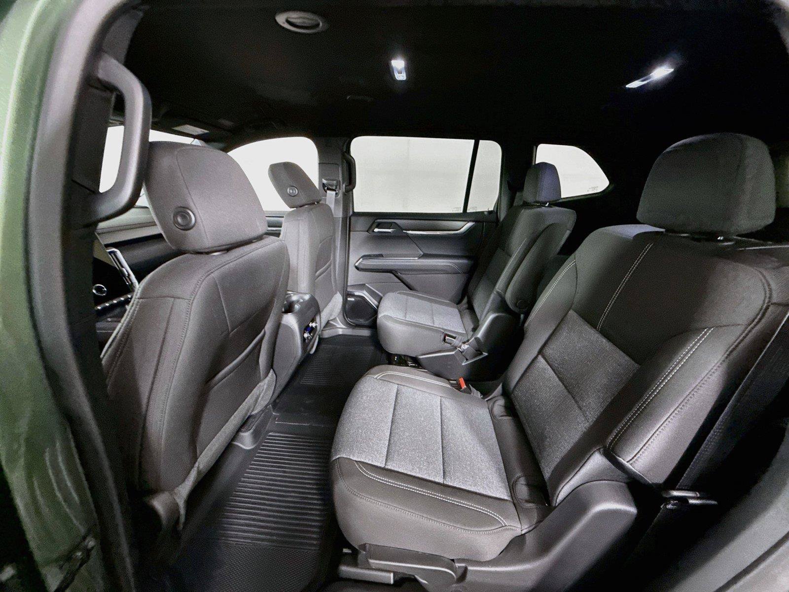 New 2027 GMC Acadia Elevation w/ LPO, Floor Liner Package AWD/4WD image 18