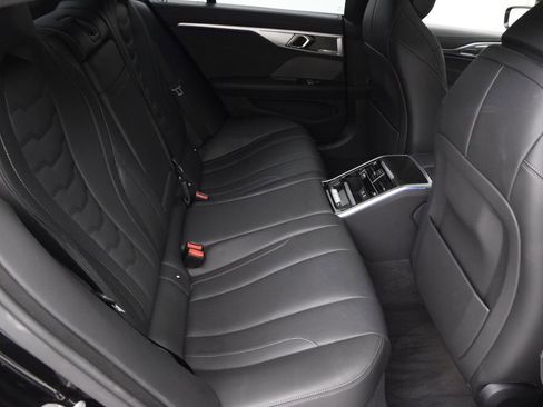 Used 2025 BMW M850i xDrive image 19