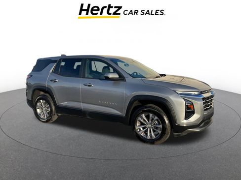 Used 2025 Chevrolet Equinox LT image 1