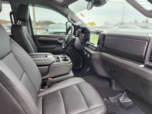 Used 2025 Chevrolet Silverado 2500 LT w/ All Star Edition image 9
