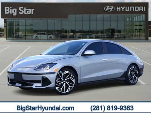 Used 2025 Hyundai Ioniq 6 SEL RWD image 1