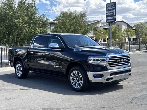 Used 2019 RAM 1500 Limited AWD/4WD image 2