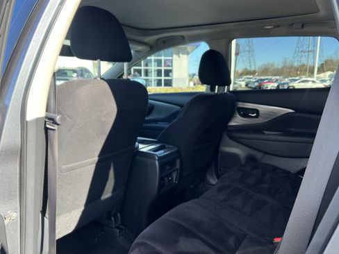 Used 2018 Nissan Murano SV w/ Premium Package image 23