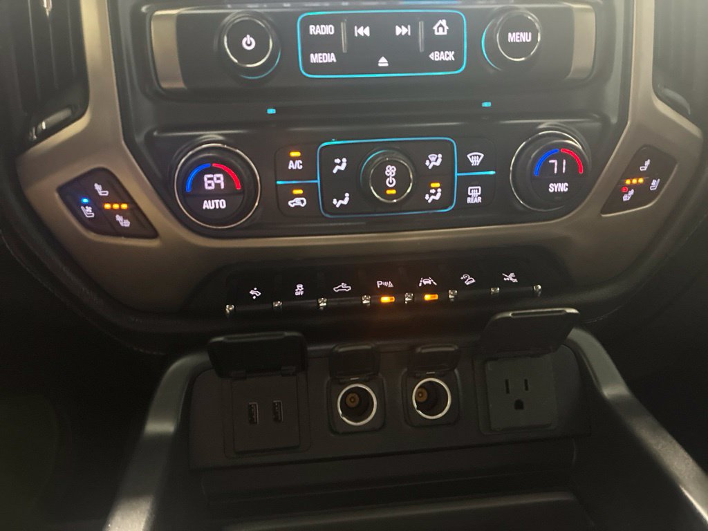 Used 2018 GMC Sierra 1500 Denali w/ Denali Ultimate Package AWD/4WD image 24