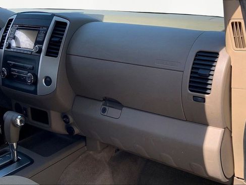 Used 2017 Nissan Frontier 2WD King Cab image 17