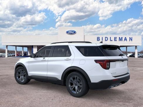 New 2026 Ford Explorer Active w/ Active Comfort Package AWD/4WD image 4