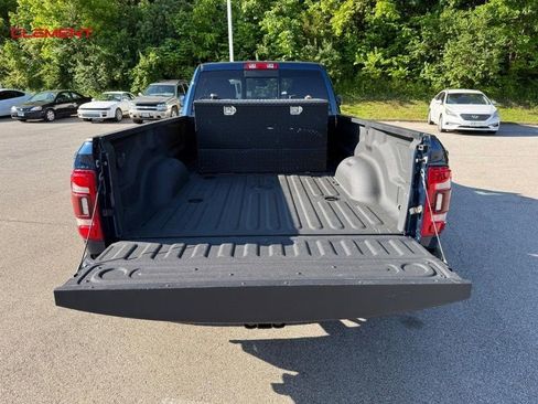 Used 2021 RAM 3500 Big Horn w/ Level 2 Equipment Group AWD/4WD image 6